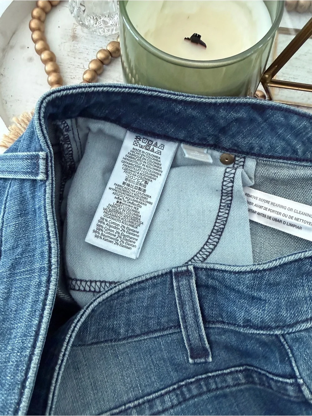 Michael KORS Raw Hem Edge Two Tone Cropped Denim Blue Jeans Distressed Size 2